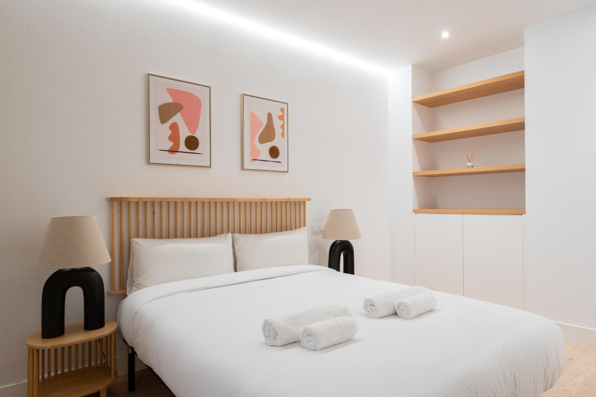 Apartamento Reformado Para 6 Personas En Plena Gran Via Alquiler Temporal Madrid Kültér fotó