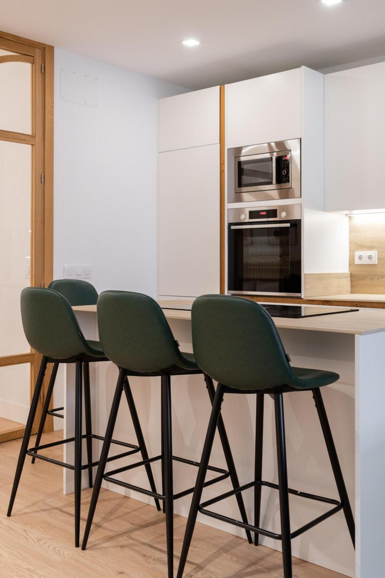 Apartamento Reformado Para 6 Personas En Plena Gran Via Alquiler Temporal Madrid Kültér fotó