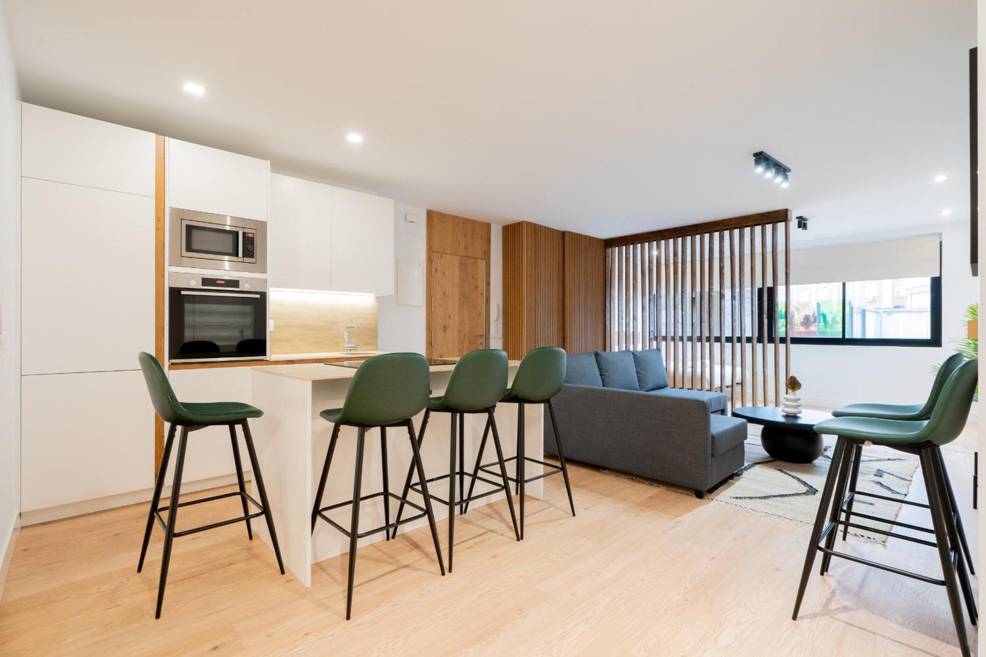 Apartamento Reformado Para 6 Personas En Plena Gran Via Alquiler Temporal Madrid Kültér fotó