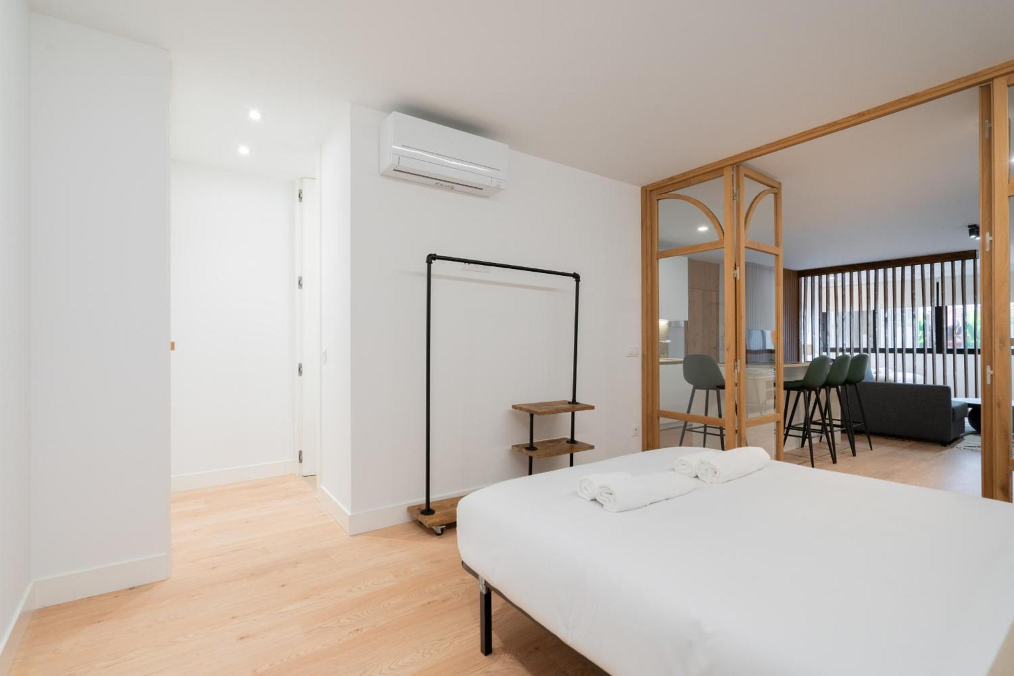 Apartamento Reformado Para 6 Personas En Plena Gran Via Alquiler Temporal Madrid Kültér fotó