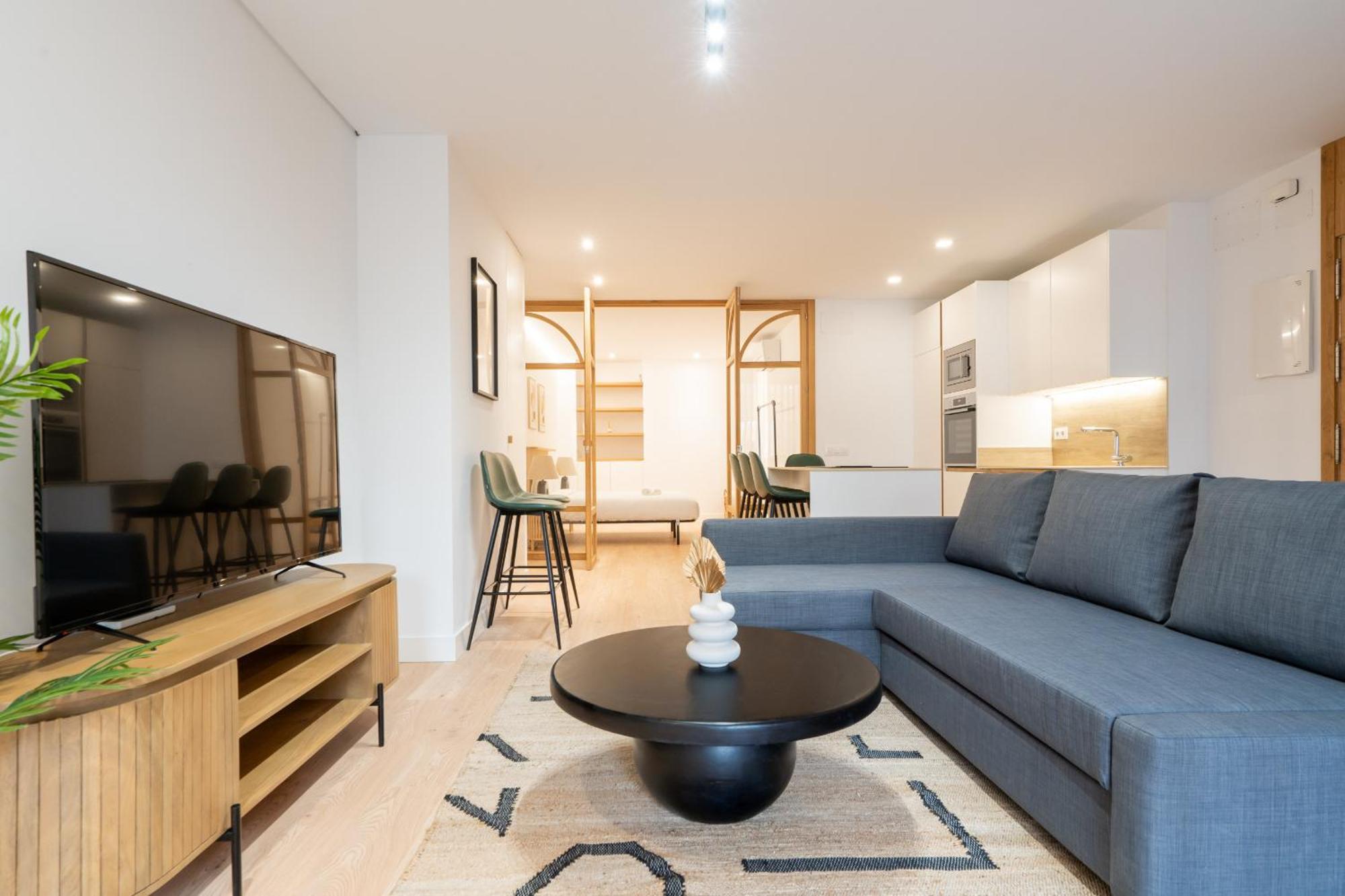 Apartamento Reformado Para 6 Personas En Plena Gran Via Alquiler Temporal Madrid Kültér fotó