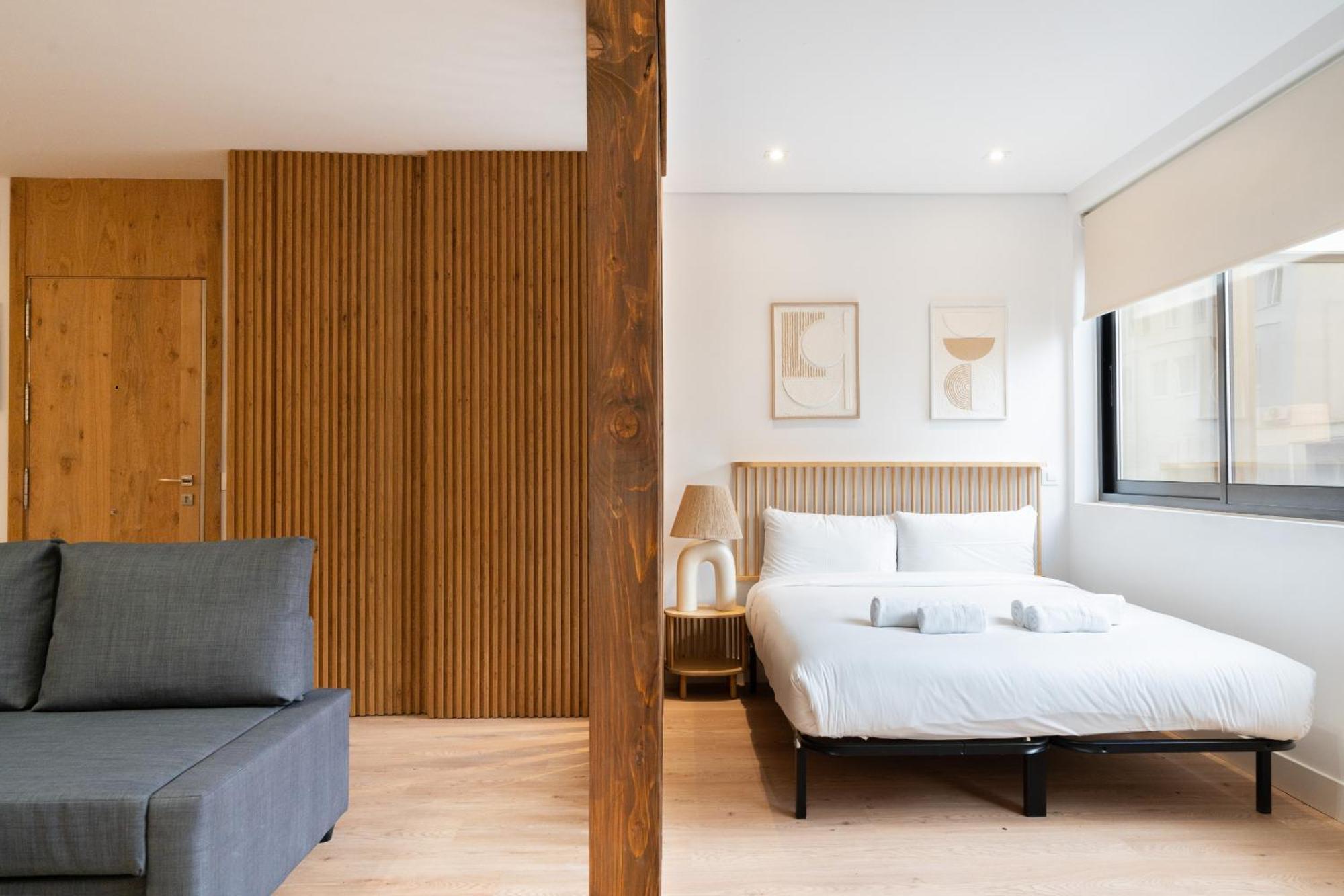 Apartamento Reformado Para 6 Personas En Plena Gran Via Alquiler Temporal Madrid Kültér fotó